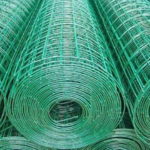 фото Сварная сетка ПВХ зелёная с полимерным покрытием 60х60мм