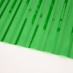 фото Монолитный профилированный поликарбонат. Зеленый 0,8 мм