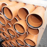 фото ПВХ трубы для наружной и внутренней канализации