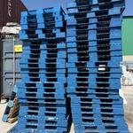 фото Срочный выкуп пластиковых поддонов и паллет в Новосибирске